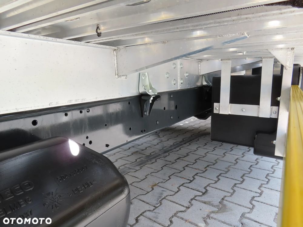 Iveco DAILY 50C18 Laweta POMOC DROGOWA Przewóz Pojazdów AUTOLAWETA 6100 mm Dł. Platformy DMC 3500 Kg Rozstaw Osi 4750 mm WZMACNIANE Zawieszenie Adaptacyjne Pneumatyczne Stan NOWY OKAZJA - 21