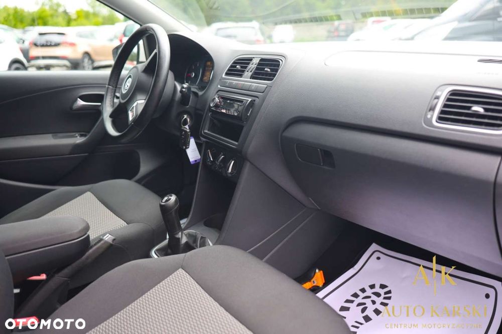 Volkswagen Polo - 36
