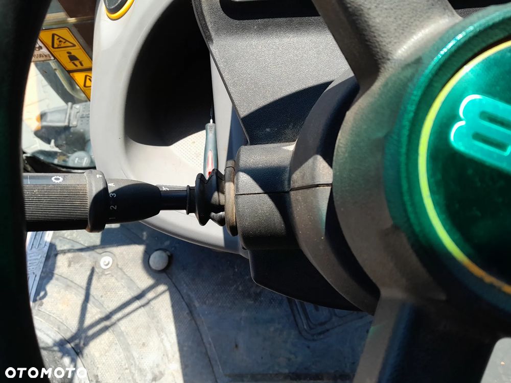 JCB 3CX 2023R JOYSTICK - 17