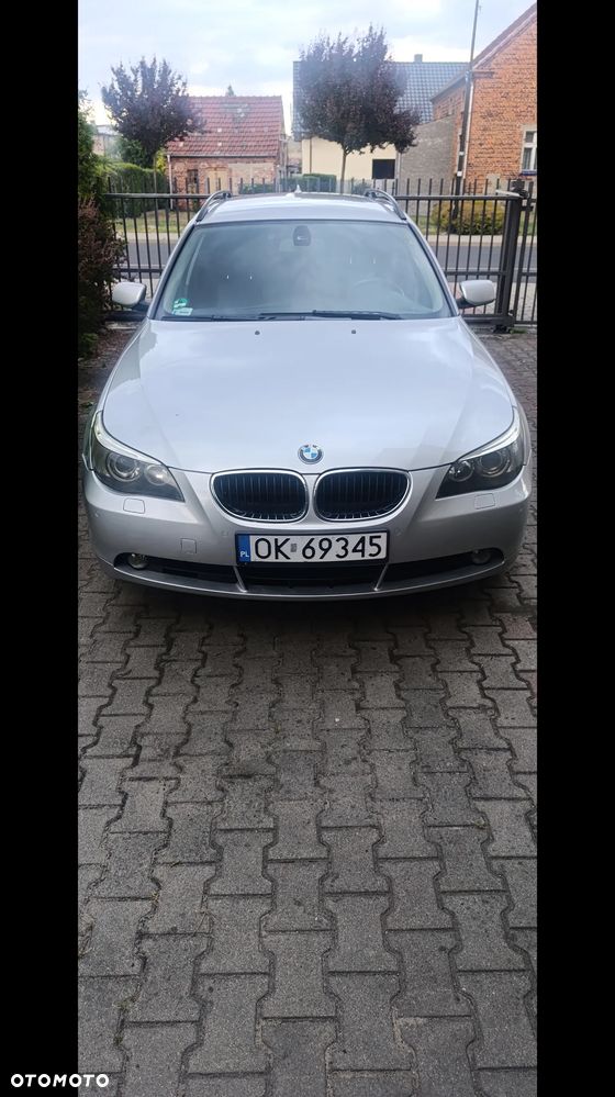 BMW Seria 5 525i Touring - 1
