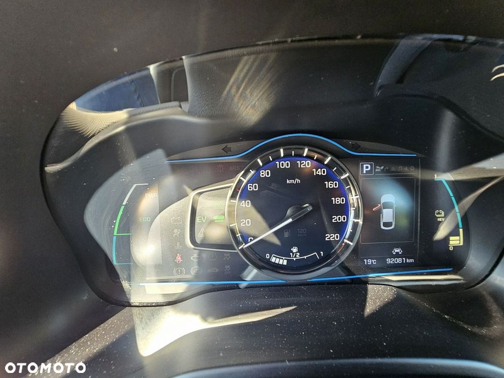 Hyundai IONIQ plug-in hybrid Premium - 30