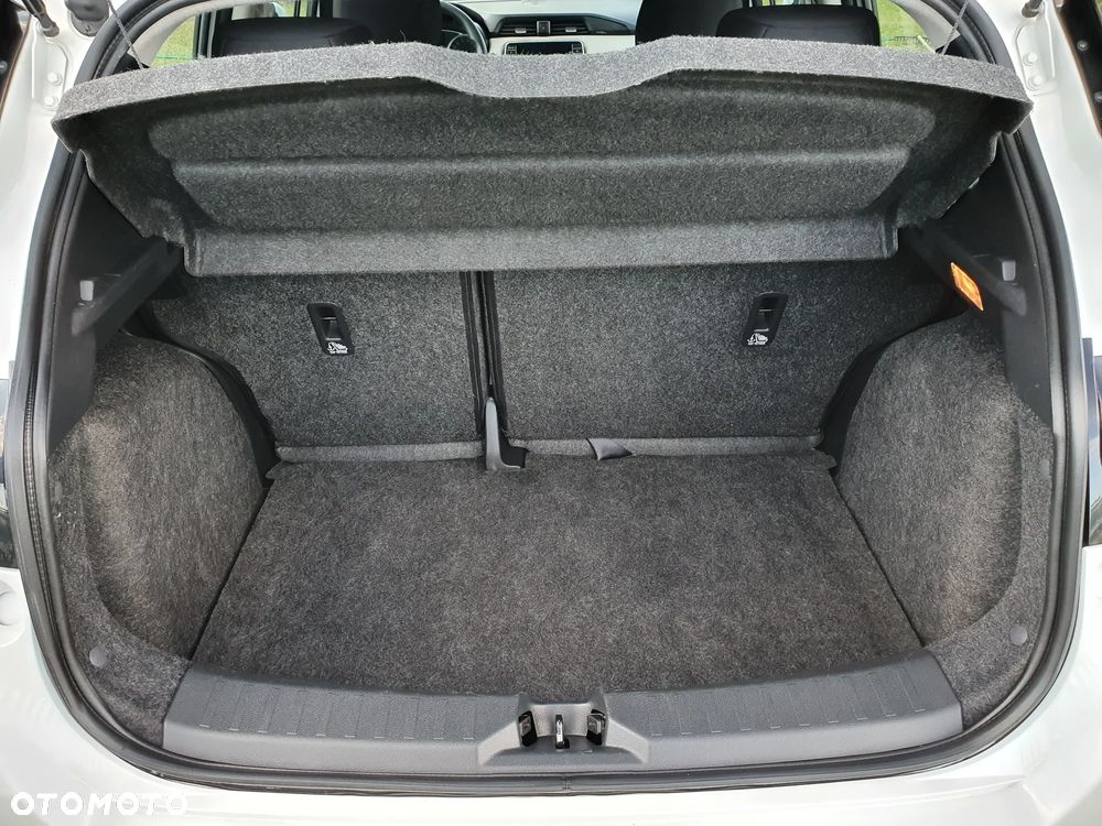 Nissan Micra IG-T 100 Xtronic Visia Plus - 24