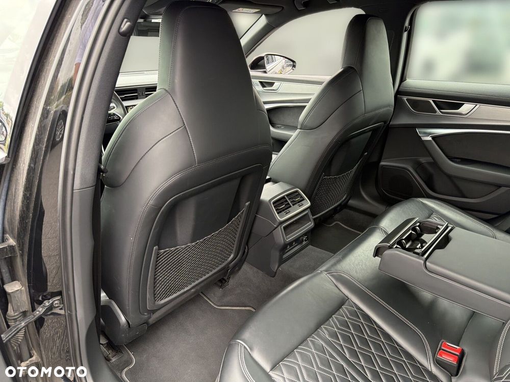 Audi A6 Avant - 16