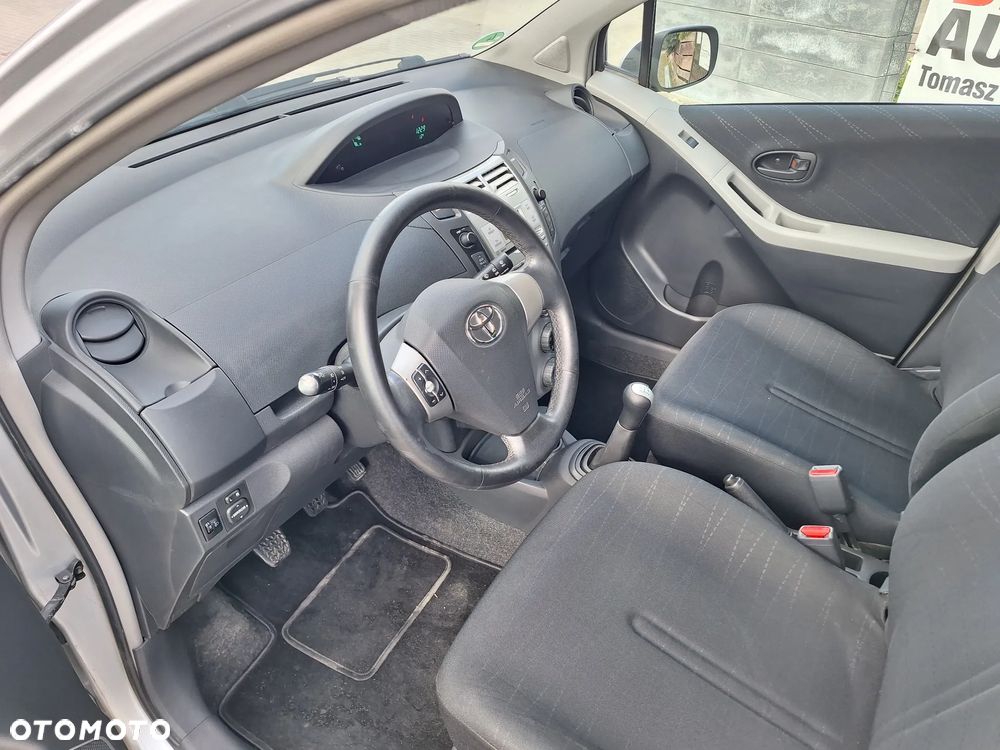 Toyota Yaris 1.0 VVT-i Style - 20