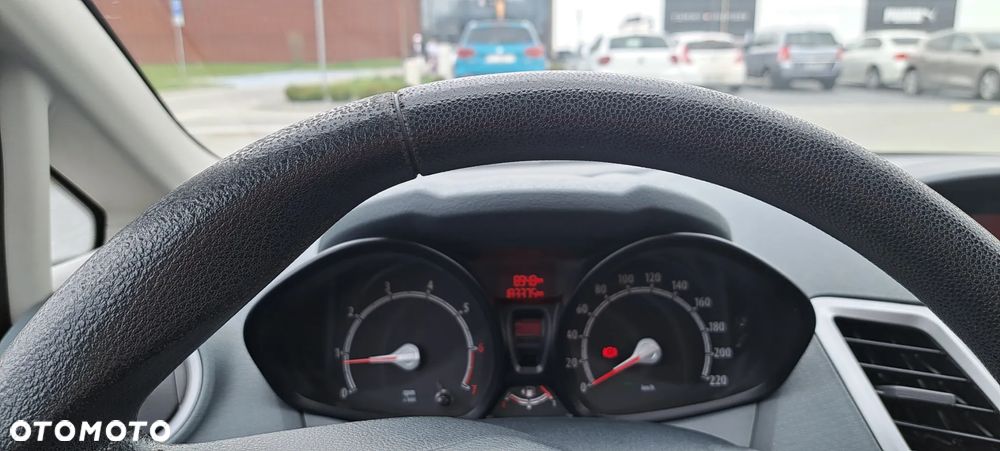 Ford Fiesta - 10