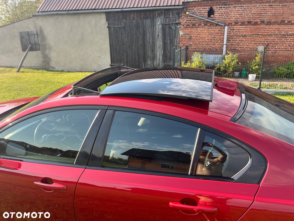 Jaguar XE - 10
