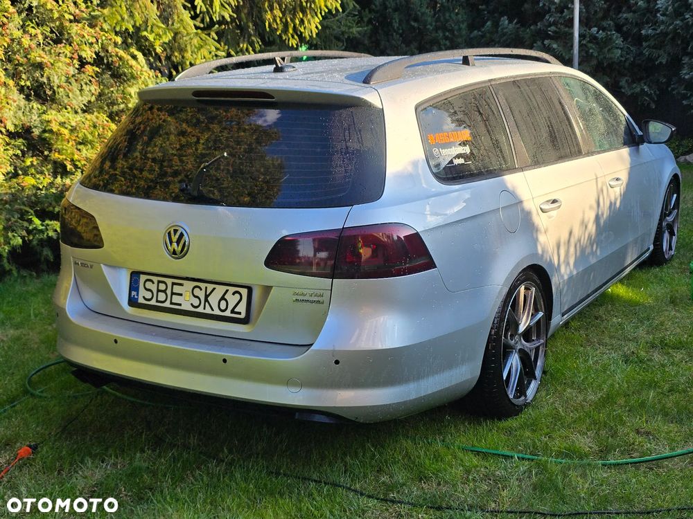 Volkswagen Passat 2.0 TDI Edition 40 DSG - 3