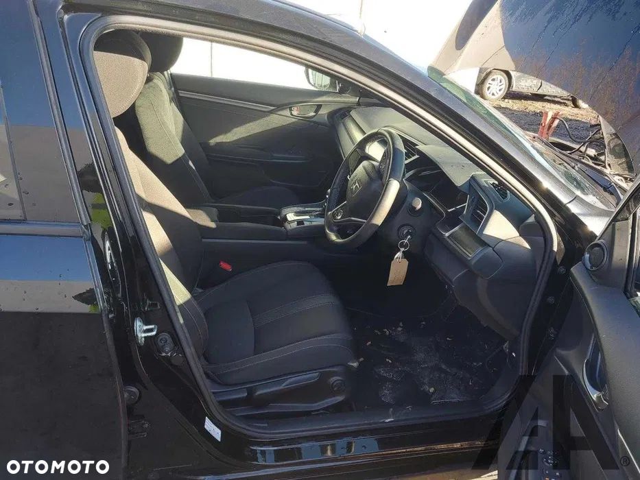 Honda CIVIC X 1.0 Automat Kolor NH731P Klapa Drzwi Listwa Progowa Antena Lampa Belka tylna Wahacz Mcpheson Połoś Lewa 44306-TGL-E010-M1 Półoś Prawa 44305-TGL-E010-M1 Katalizator ZAC/FECT Sonda Lamda Pedał Gazu Przewód Klimatyzacji Rurki Obudowa filtra Powietrza Poduszka Silnika Łapa Servo Rura dolot Wąż przewód Płyta Pod Silnik Osłona Podwozia Płyta Szyba Sensor Przełącznik Sterownik Silnika 0261s21479 Wygłuszenie Maski - 3