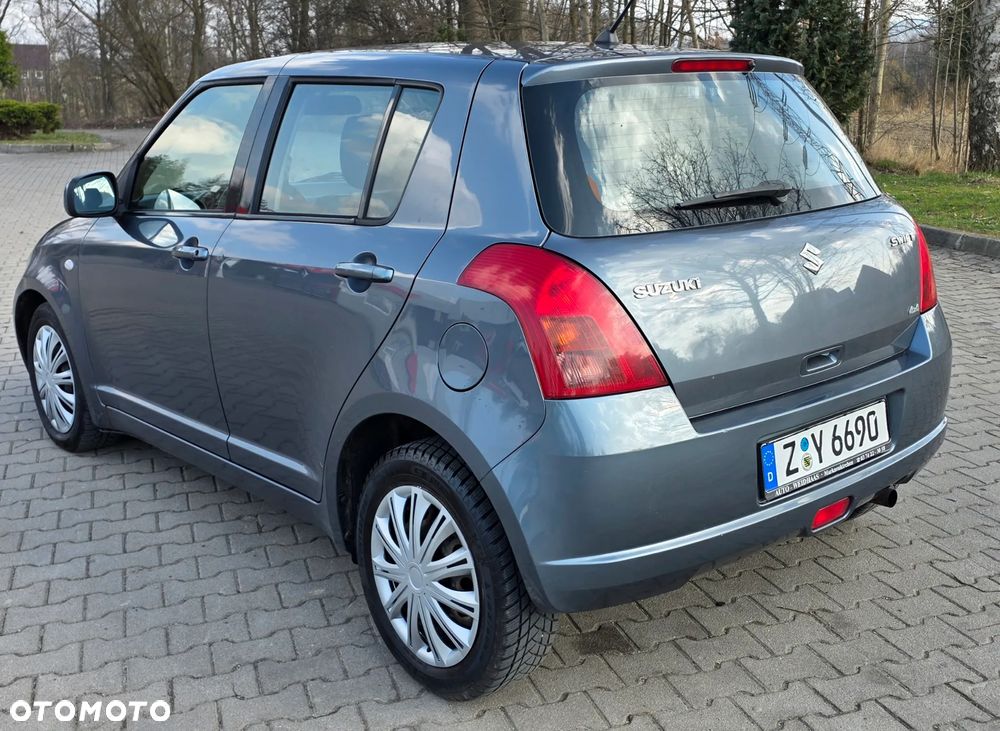 Suzuki Swift - 6
