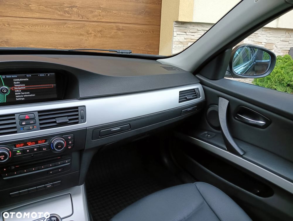BMW Seria 3 - 12