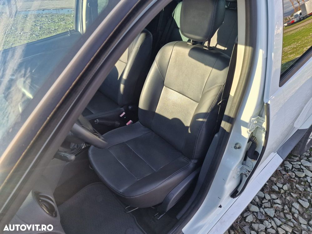 Dacia Duster dCi 110 FAP 4x4 Laureate - 19