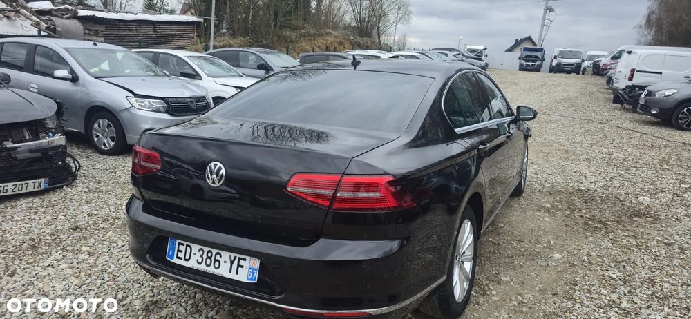 Volkswagen Passat 2.0 TDI BMT Comfortline DSG - 14