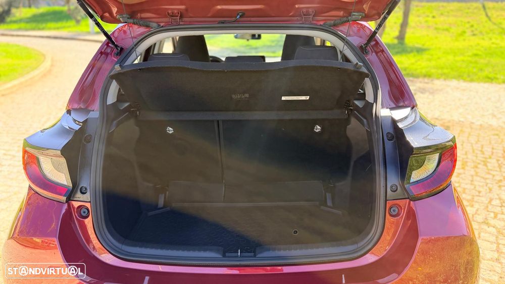 Toyota Yaris 1.5 HDF Comfort Plus - 8