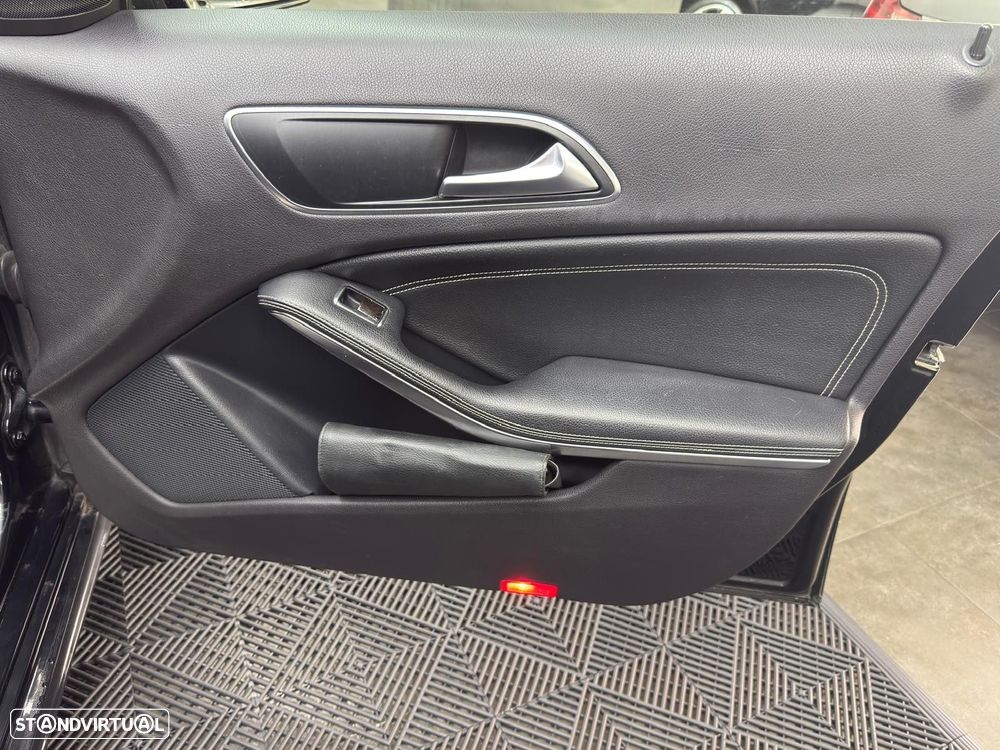 Mercedes-Benz A 180 d Progressive - 31