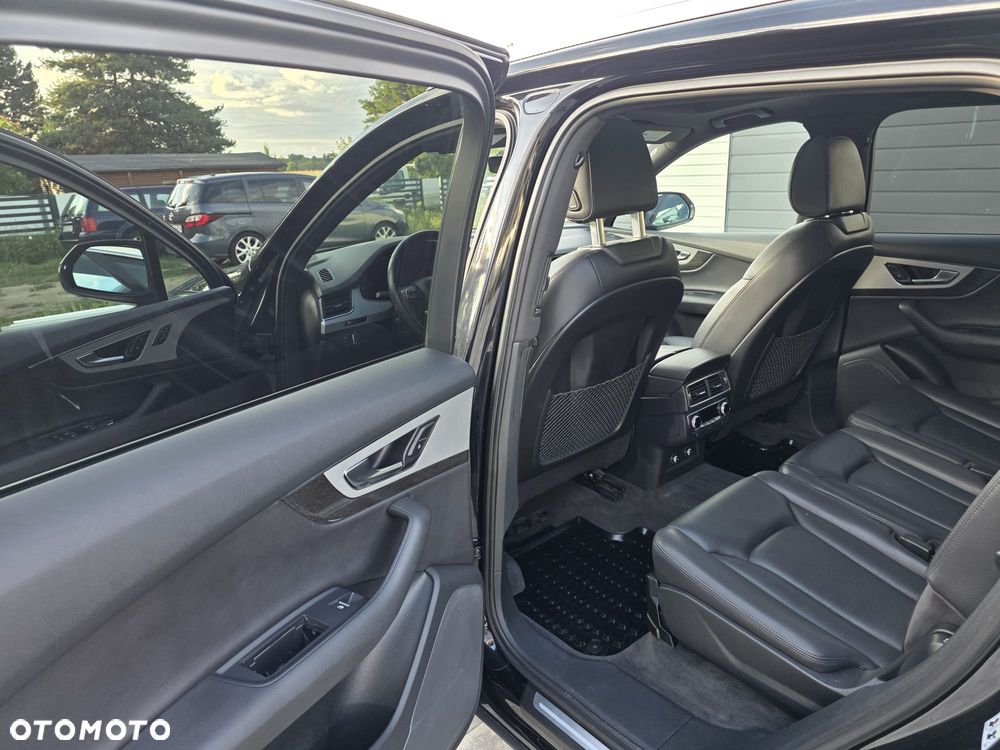 Audi Q7 - 24