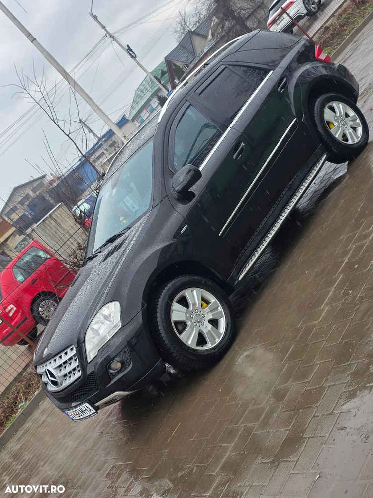 Mercedes-Benz ML 300 CDI BlueEfficiency Aut - 29