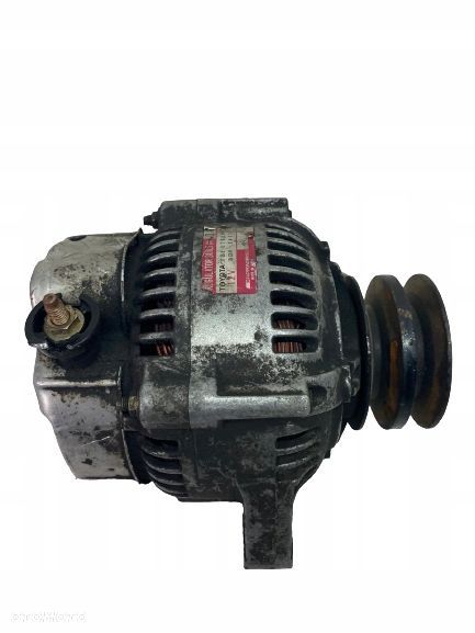 TOYOTA LAND CRUISER KJ 90 Alternator 27060-67010 - 1