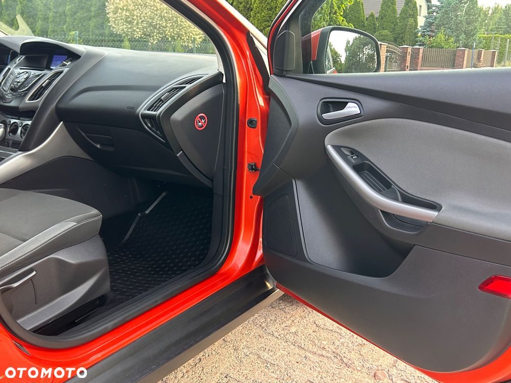 Ford Focus 1.6 TI-VCT Trend - 29