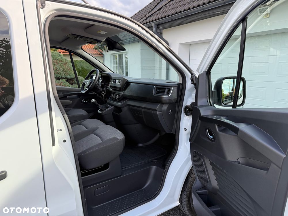 Renault Trafic 2.0 dCi L2H1 HD Extra (bryg.) - 24