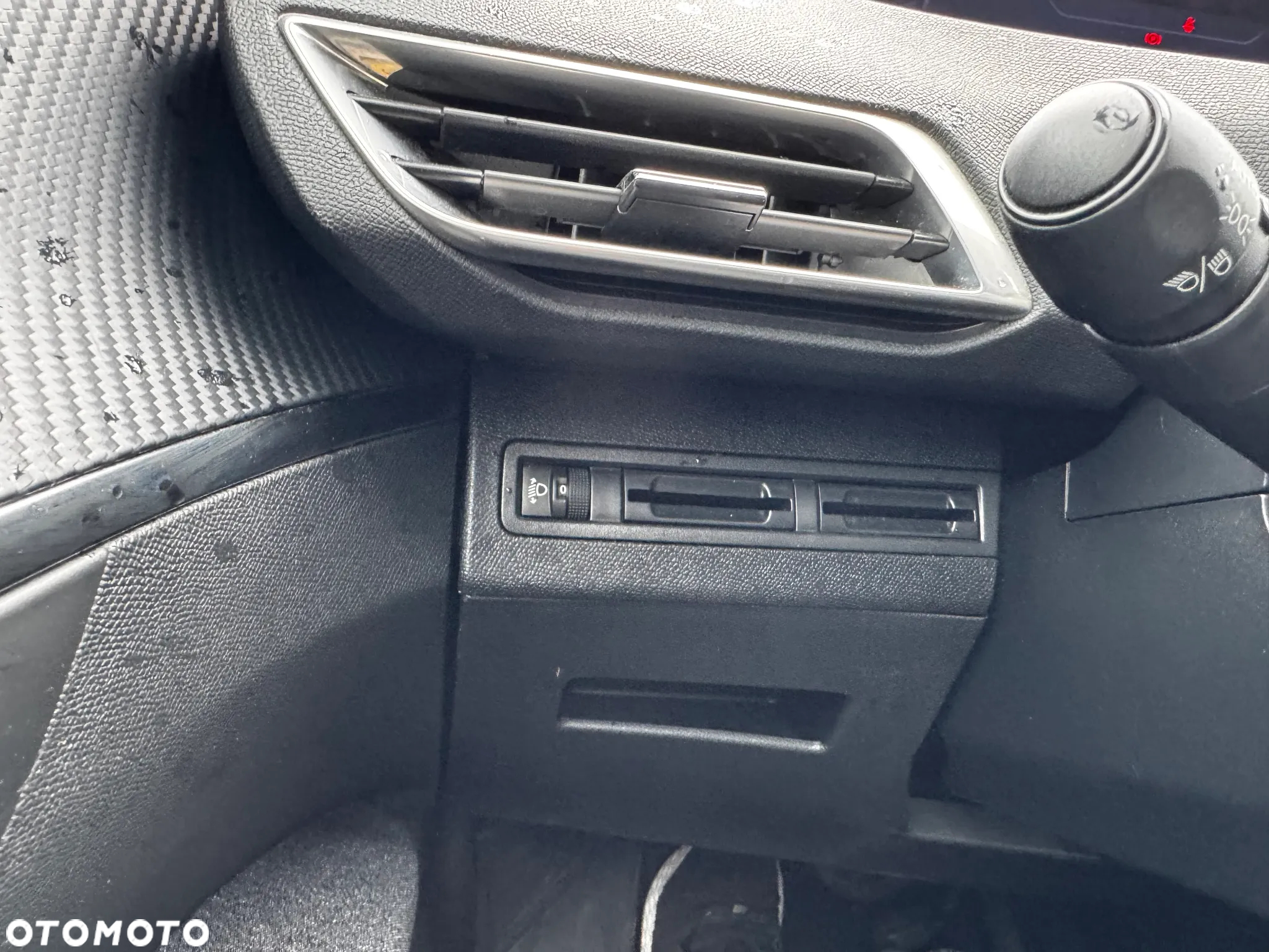 Peugeot 5008 1.6 BlueHDi Active 7os - 16