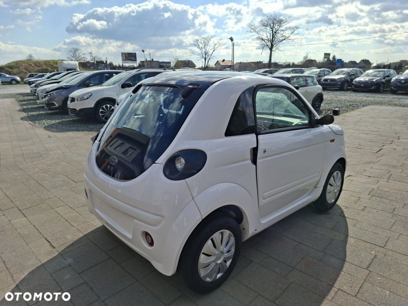Microcar DUE - 5