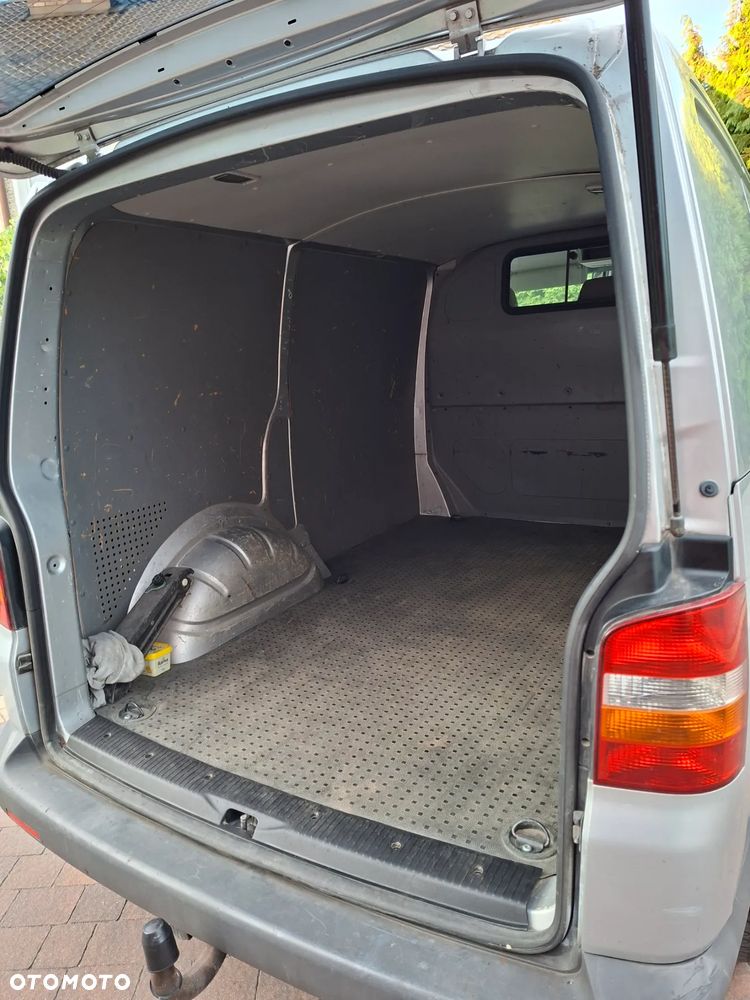 Volkswagen T5 - 9