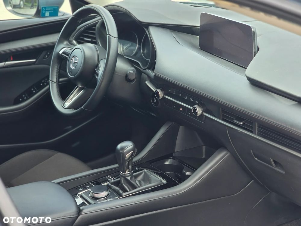 Mazda 3 2.0 mHEV Hikari - 17