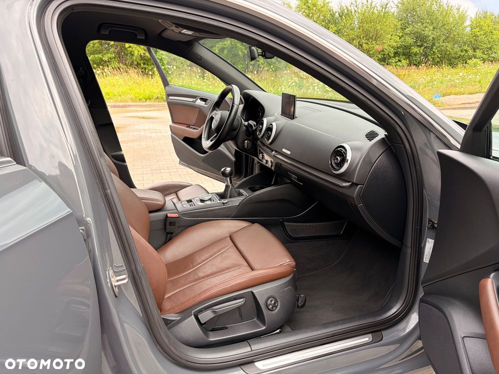 Audi A3 Sportback - 21