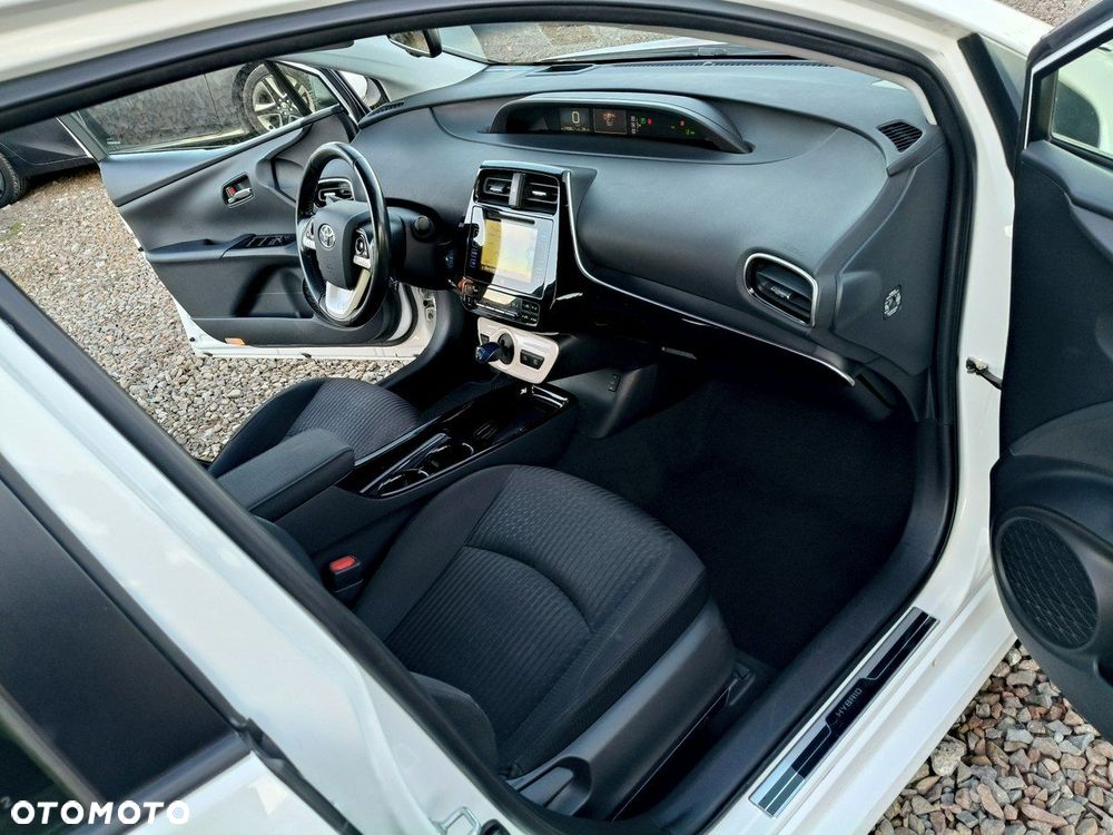 Toyota Prius 1.8 Hybrid Executive - 10