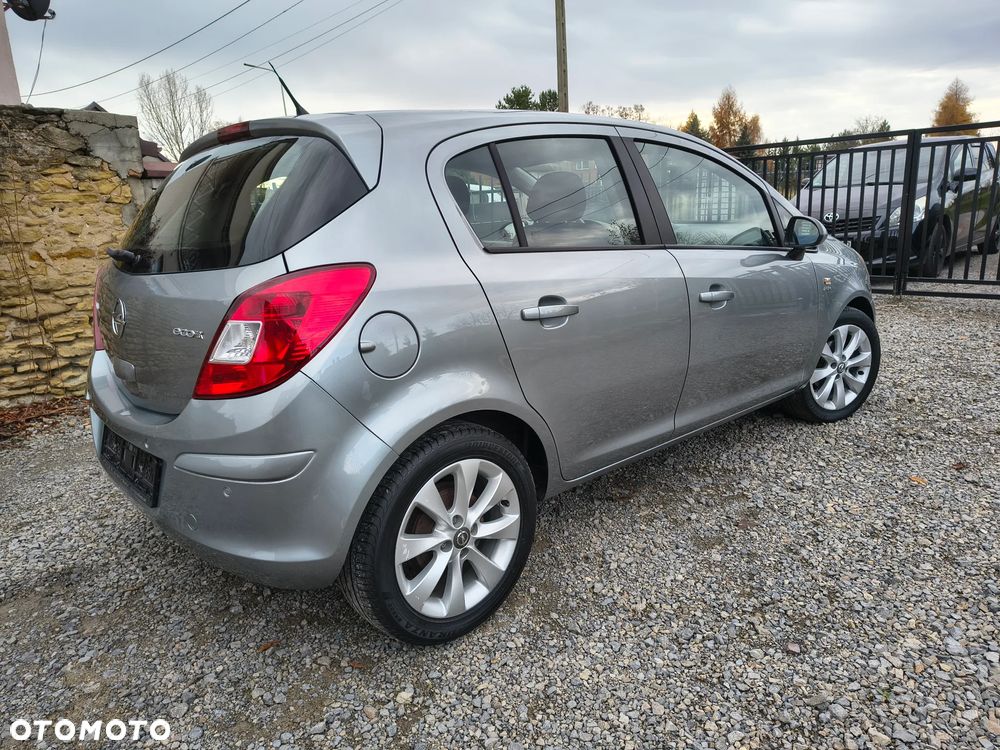 Opel Corsa 1.2 16V Enjoy EasyTronic - 4