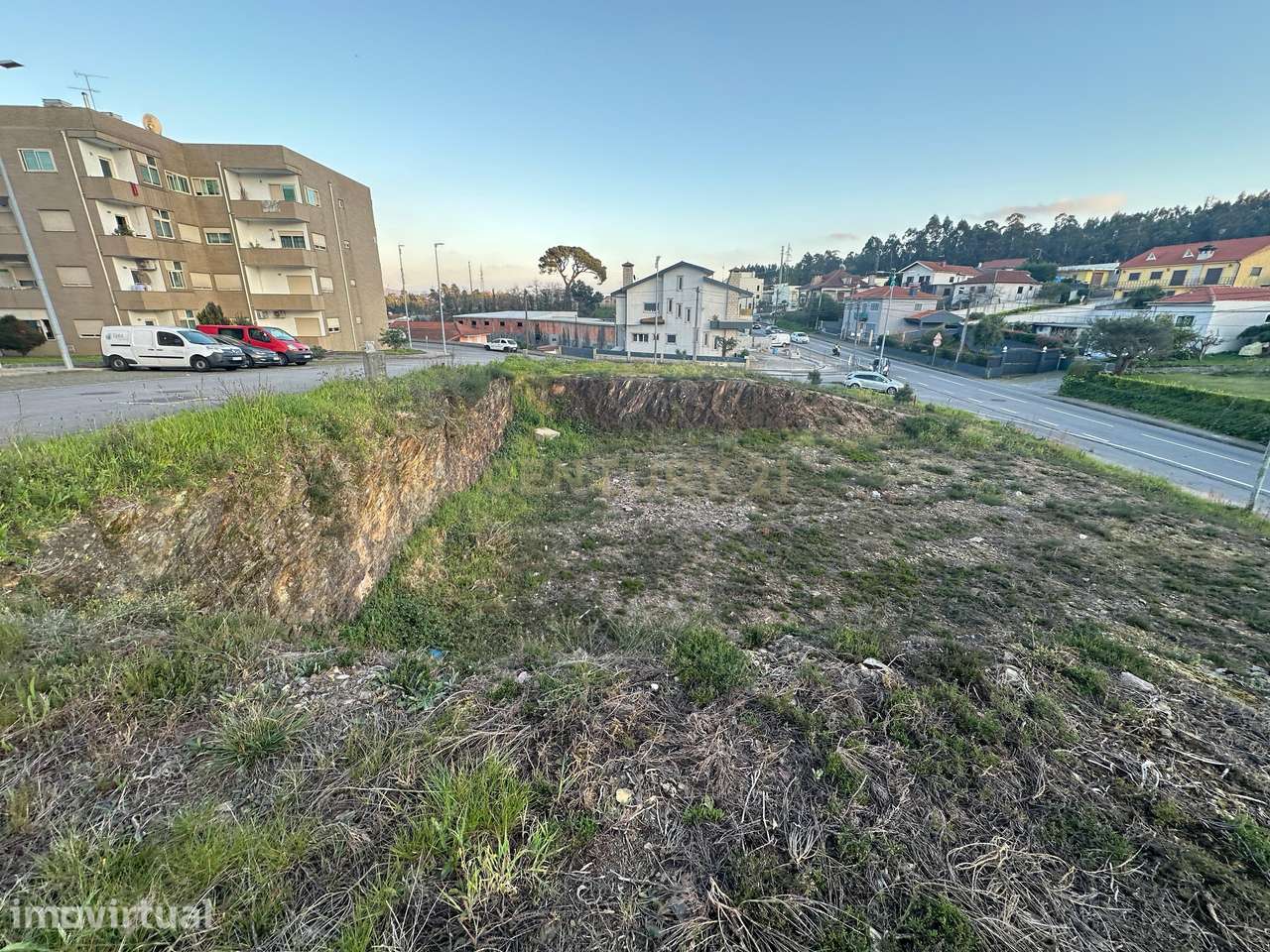 Terreno Urbano em Valongo - Oportunidade Única por 57.500€ - Grande imagem: 2/11