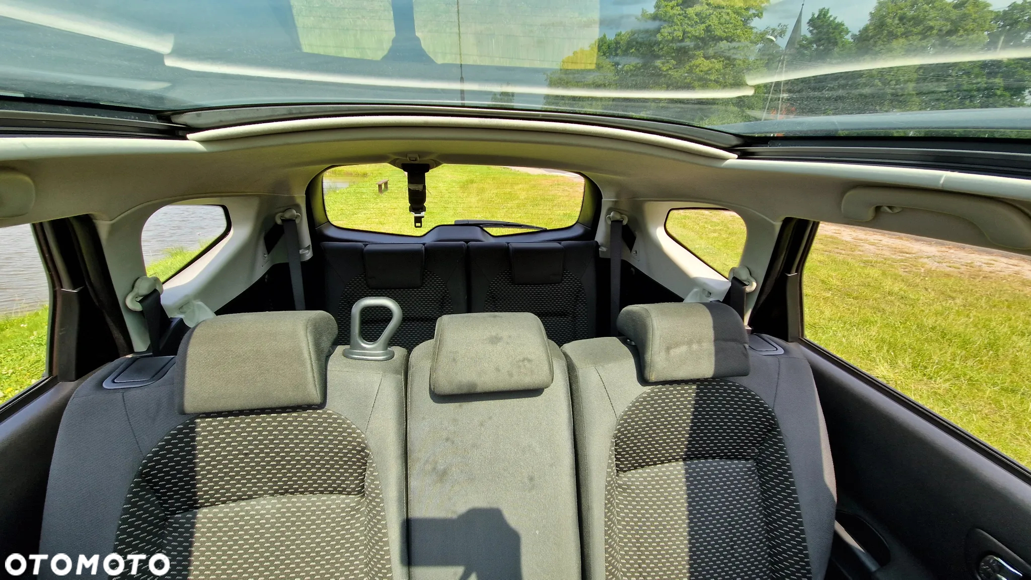 Nissan Qashqai+2 - 16