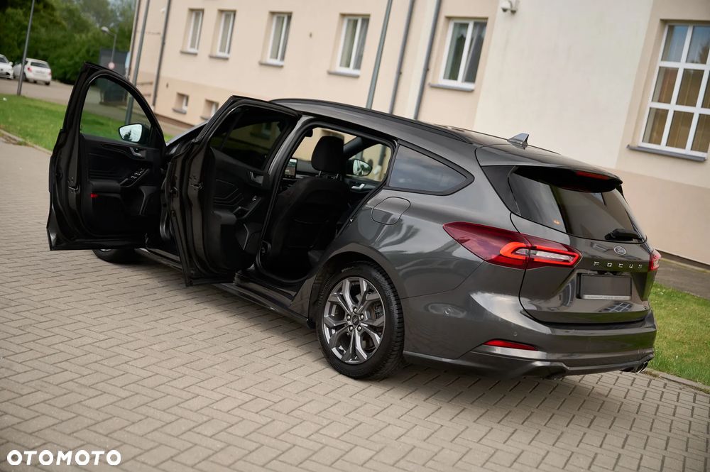 Ford Focus 1.5 EcoBlue Start-Stopp-System ST-LINE X - 26