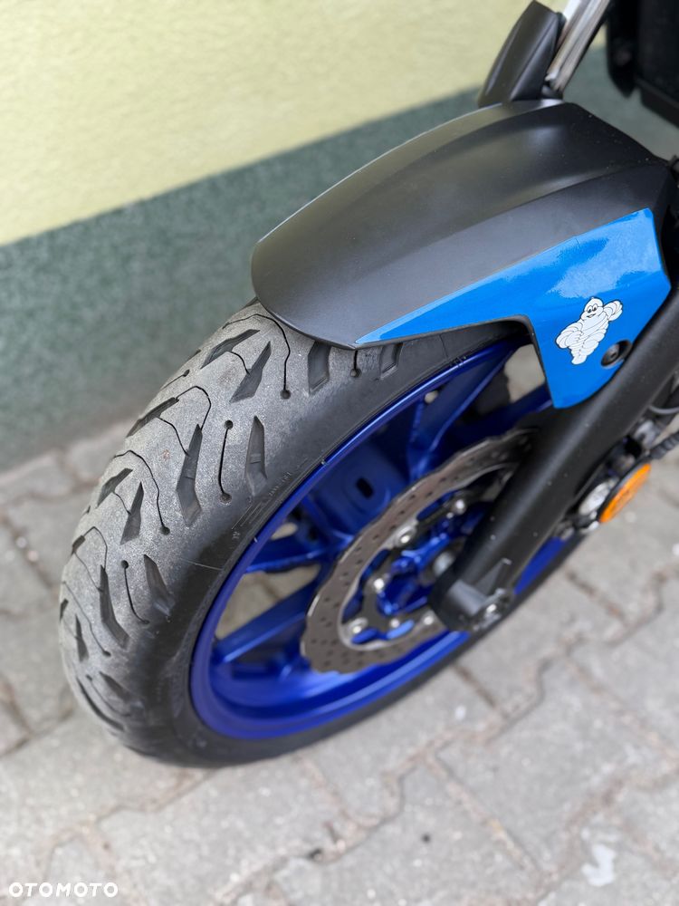Yamaha MT - 28
