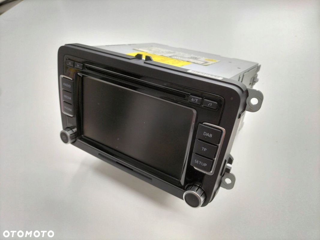 RADIO VW GOLF V TOURAN PASSAT 3C8035195A - 1