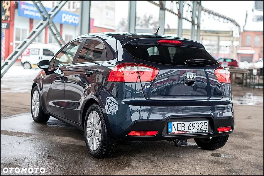Kia Rio 1.2 Dream Team Edition - 8