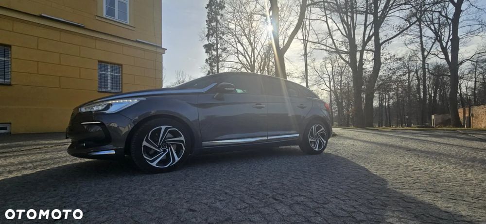 DS Automobiles DS 5 - 1