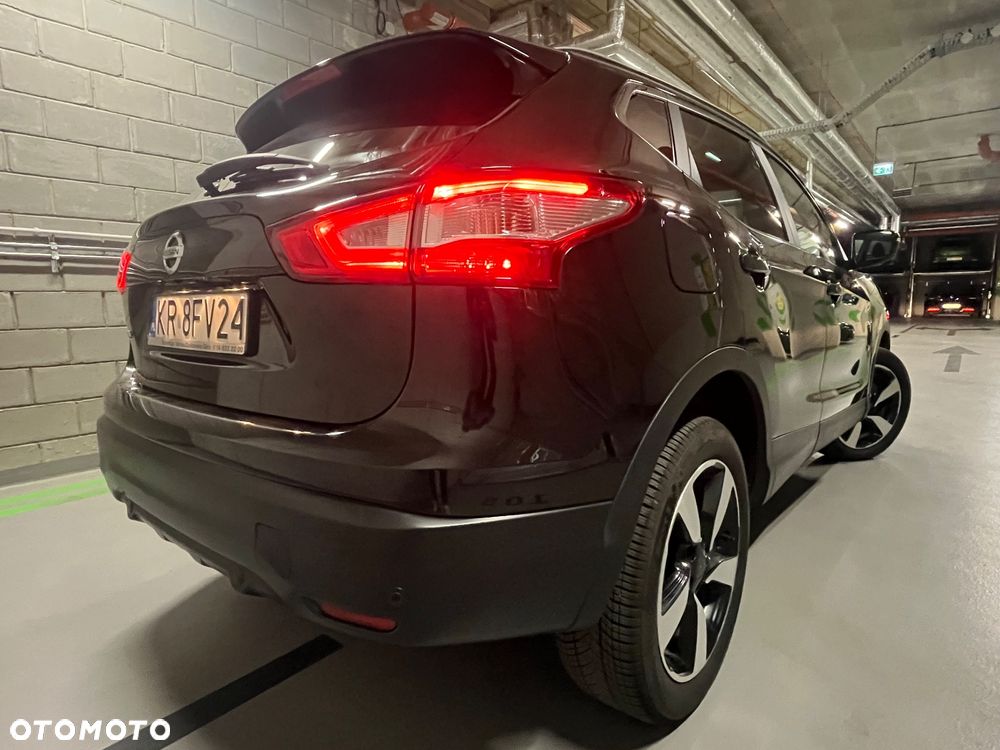 Nissan Qashqai 1.2 DIG-T N-Connecta Xtronic EU6 - 3