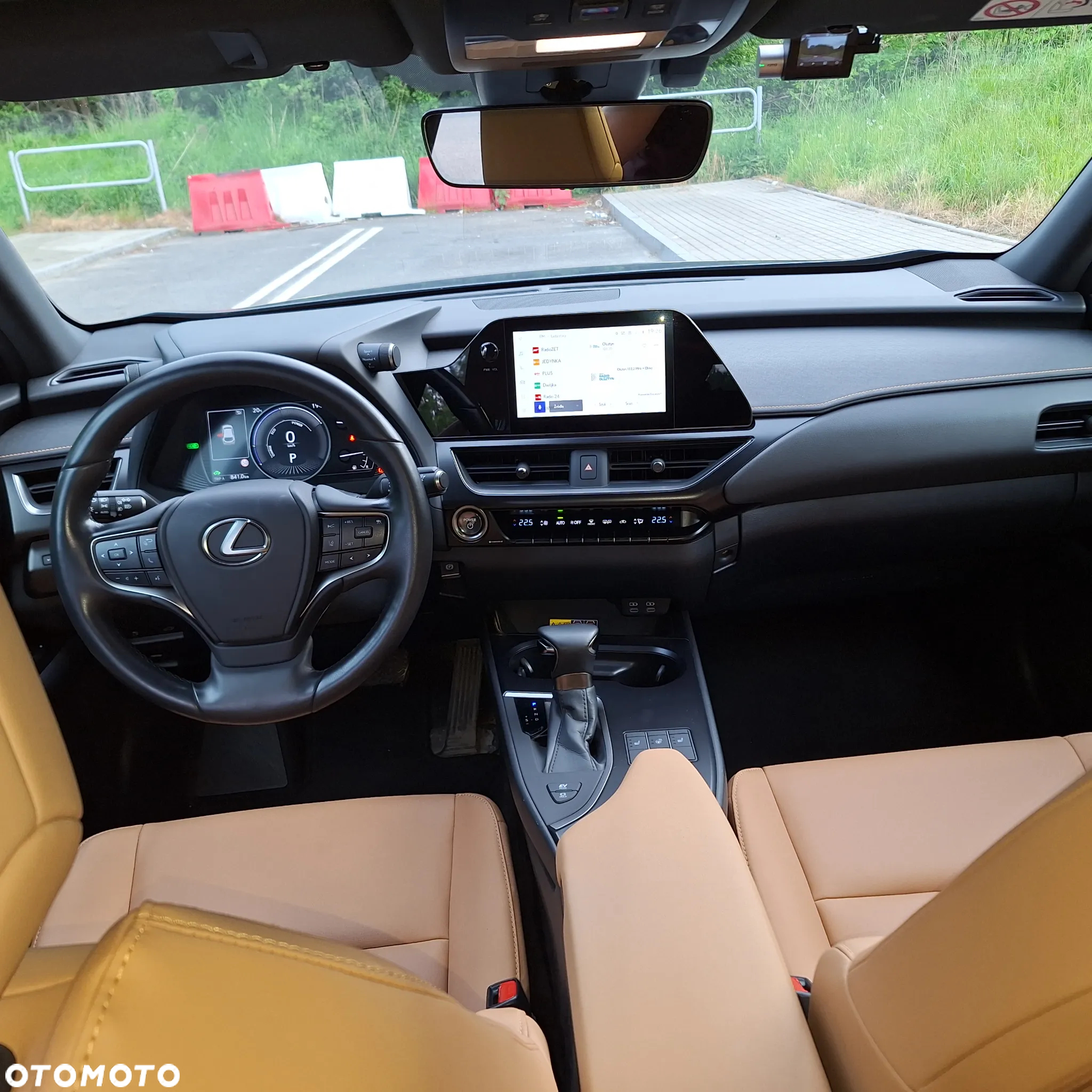 Lexus UX 250h GPF F Sport Design AWD - 11