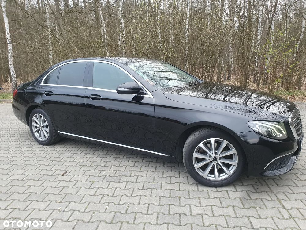 Mercedes-Benz Klasa E 220 d Business Edition 9G-TRONIC - 3
