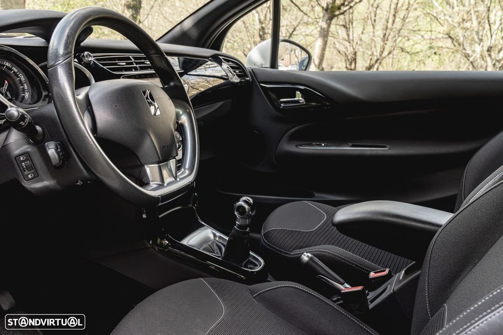 Citroën DS3 1.6 e-HDi So Chic - 9