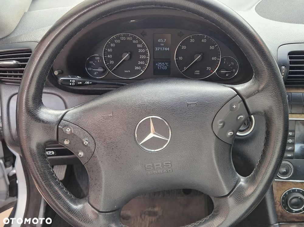Mercedes-Benz Klasa C - 24