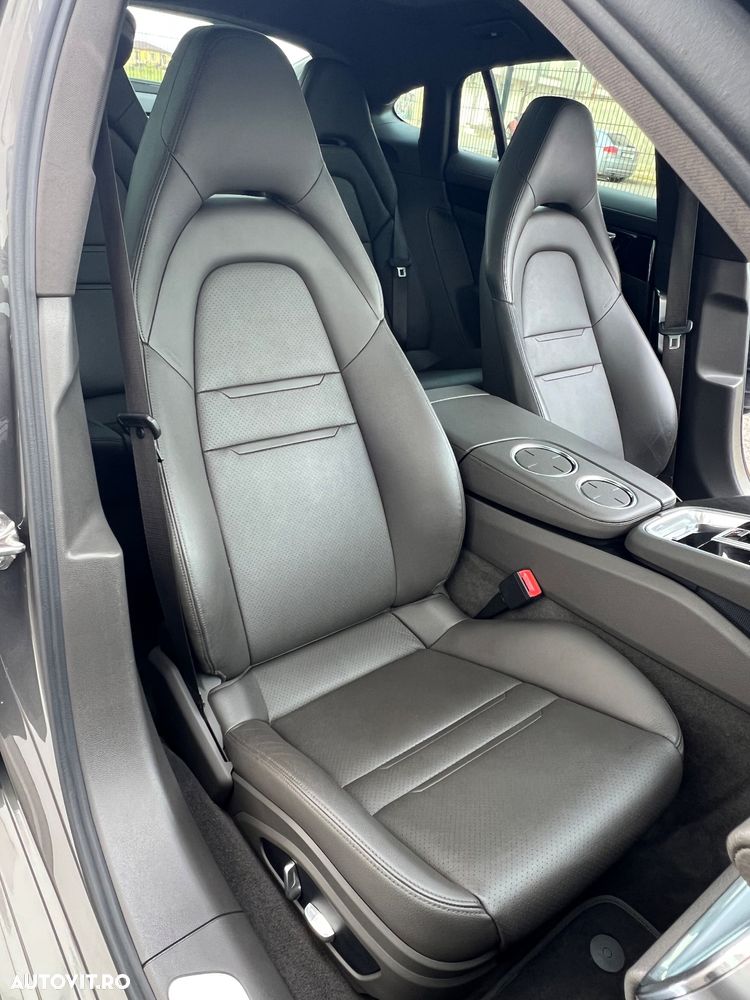 Porsche Panamera 4 - 5