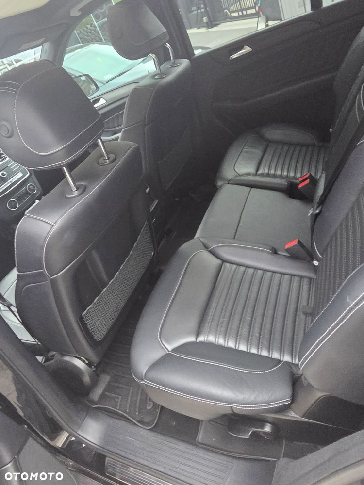 Mercedes-Benz GLS 350 d 4-Matic - 16