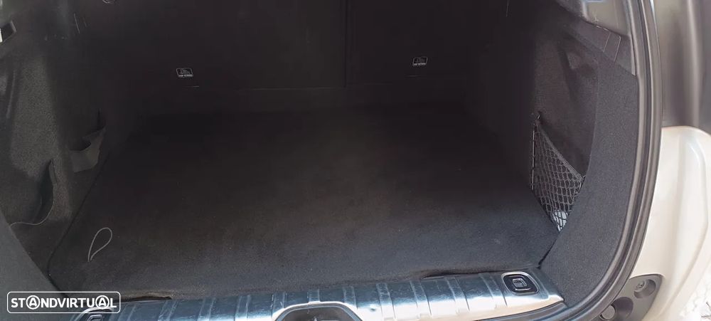 Peugeot 2008 PureTech 110 GPF Stop&Start EAT6 Crossway - 30