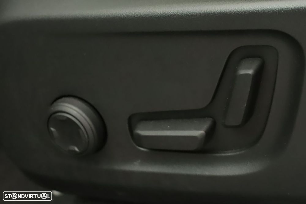 Volvo XC 40 1.5 T2 Plus Dark Auto - 20