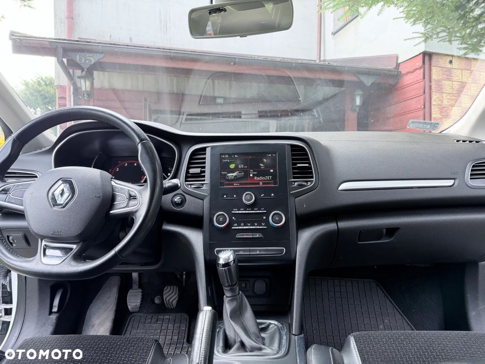 Renault Megane 1.2 Energy TCe Intens - 24