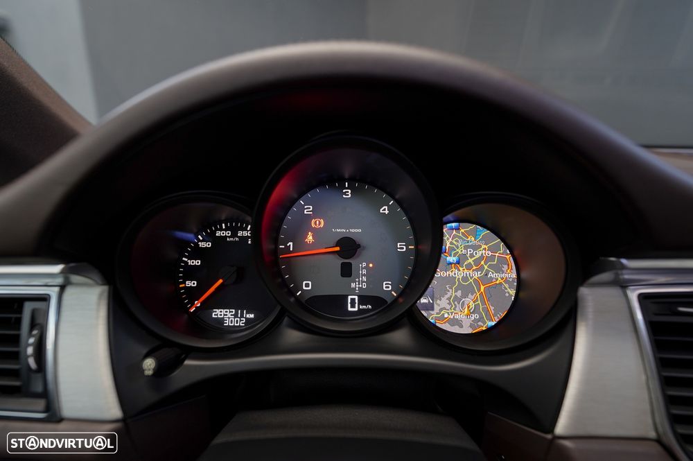 Porsche Macan S - 24