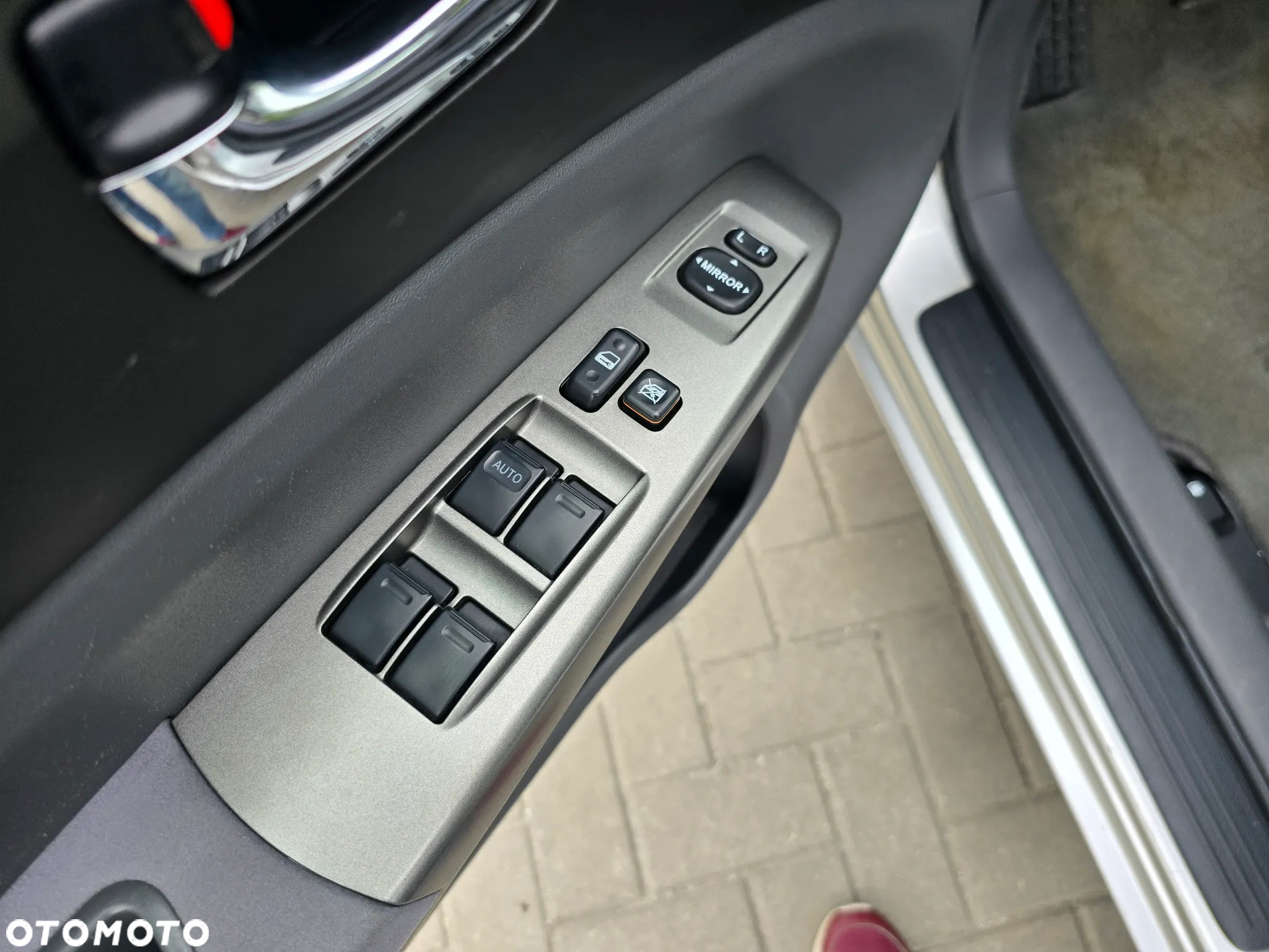 Toyota Prius - 23