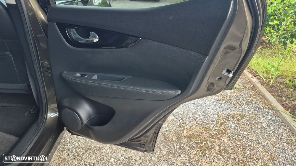 Nissan Qashqai 1.5 dCi TEKNA+ - 11